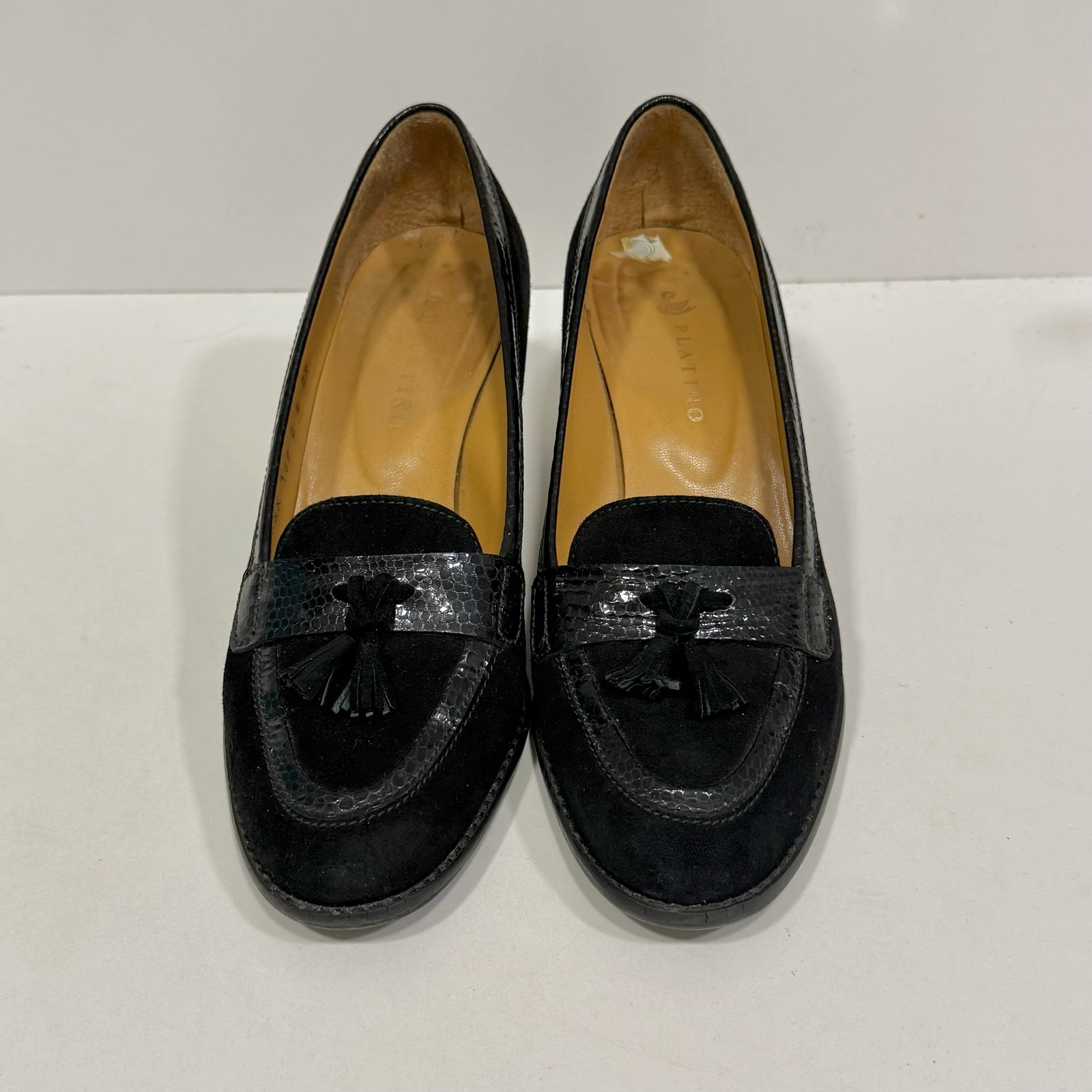 Ankle and Patent Leather Pumps – photo 2